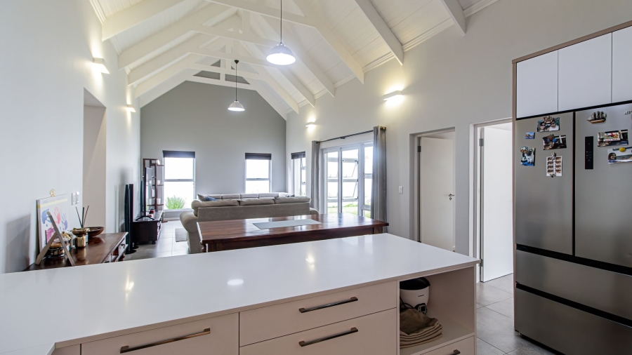 To Let 4 Bedroom Property for Rent in Sitari Country Estate Western Cape